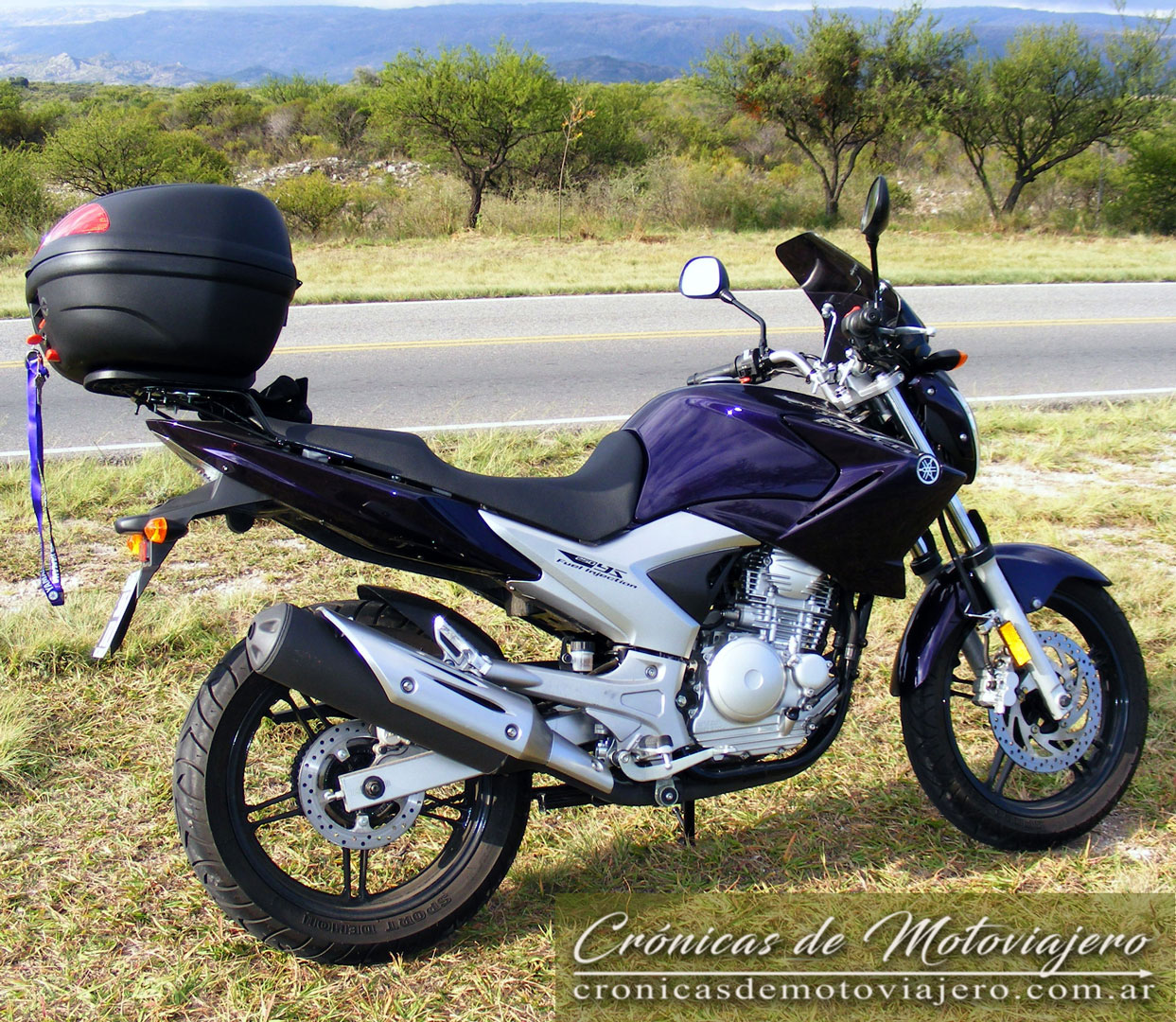Yamaha Fazer YS250 Mina Clavero