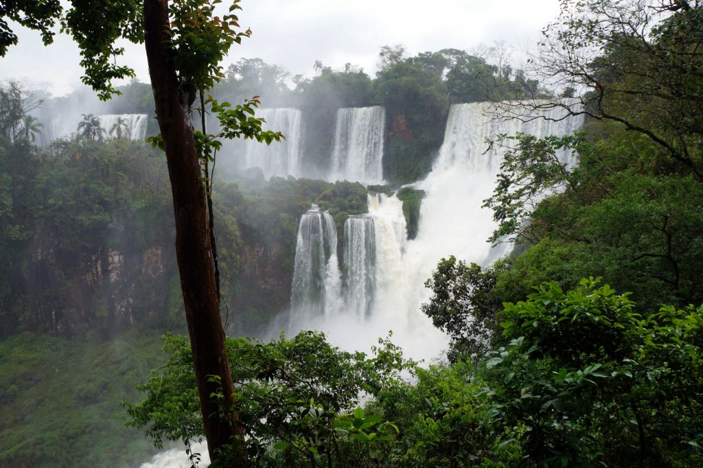 Cataratas del Iguazú - Vista desde lado Argentino