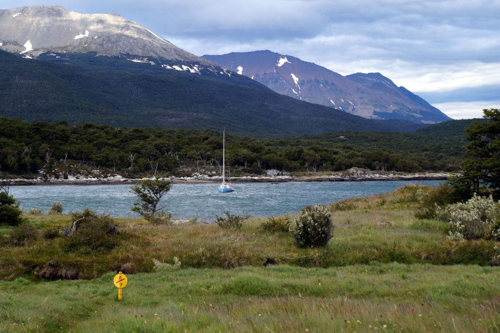 Bahia de Lapataia - Parque Nacional Tierra del Fuego