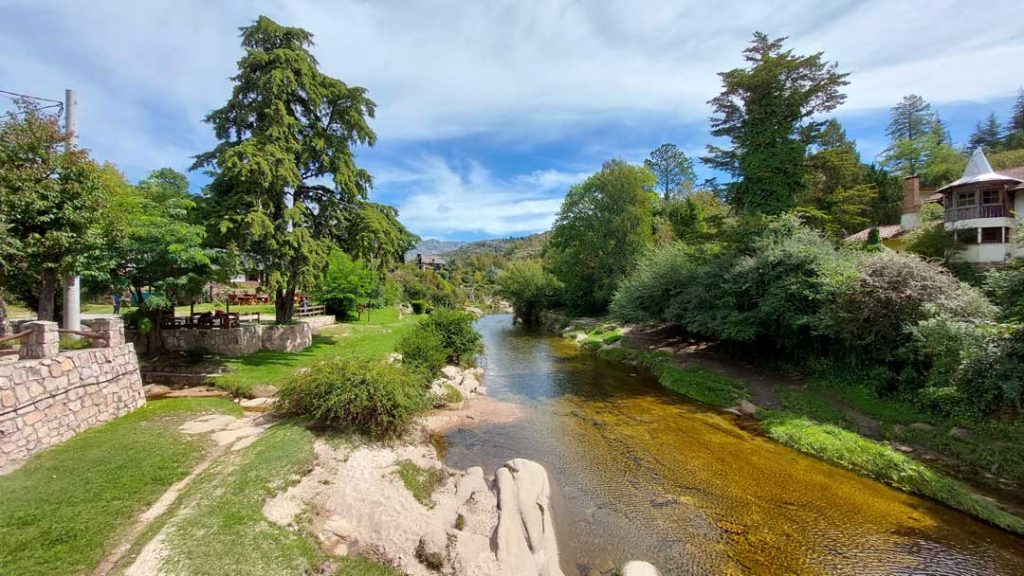 Río del Medio - Ingreso a La Cumbrecita - Calamuchita - Córdoba