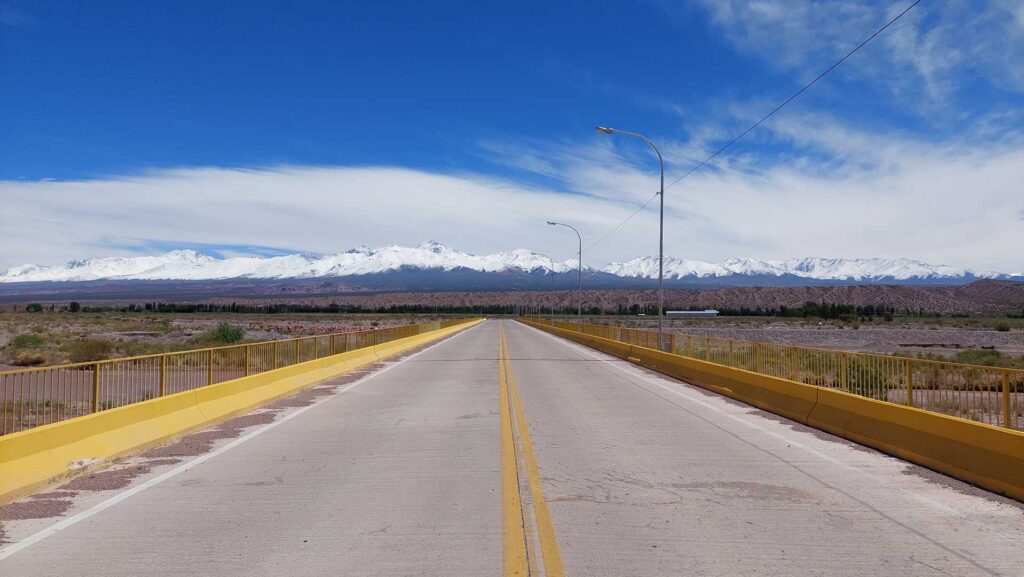 Puente sobre el Rio de los Patos