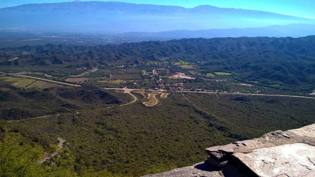 Vista desde un mirador de la Cuesta del Portezuelo - Catamarca
